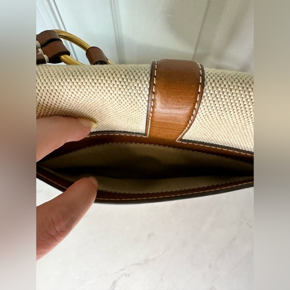 🎉Host Pick🎉 Tory Burch Canvas and Leather Bag - Picture 12 of 15